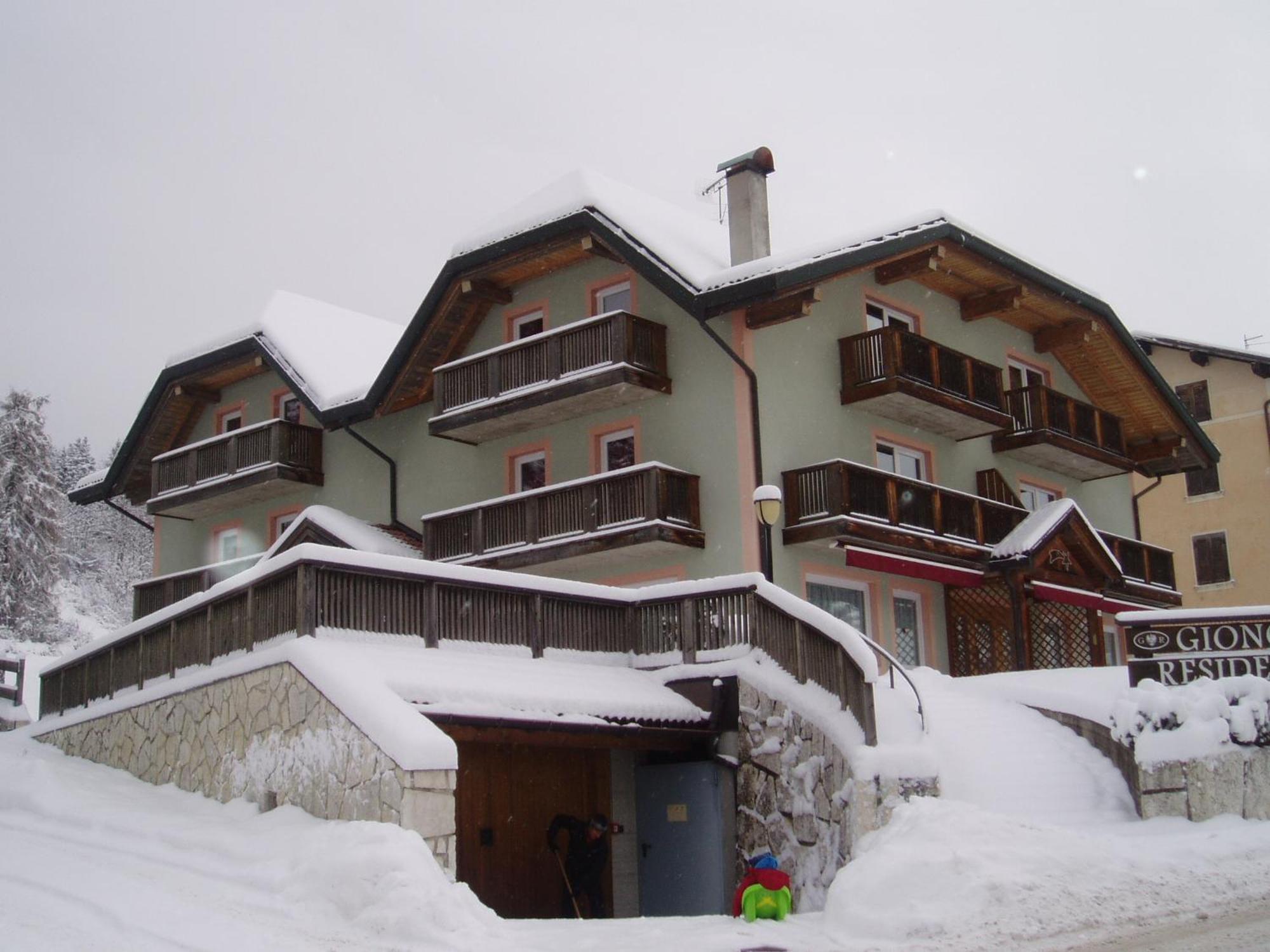 Giongo Residence - Appartamenti Lavarone Εξωτερικό φωτογραφία
